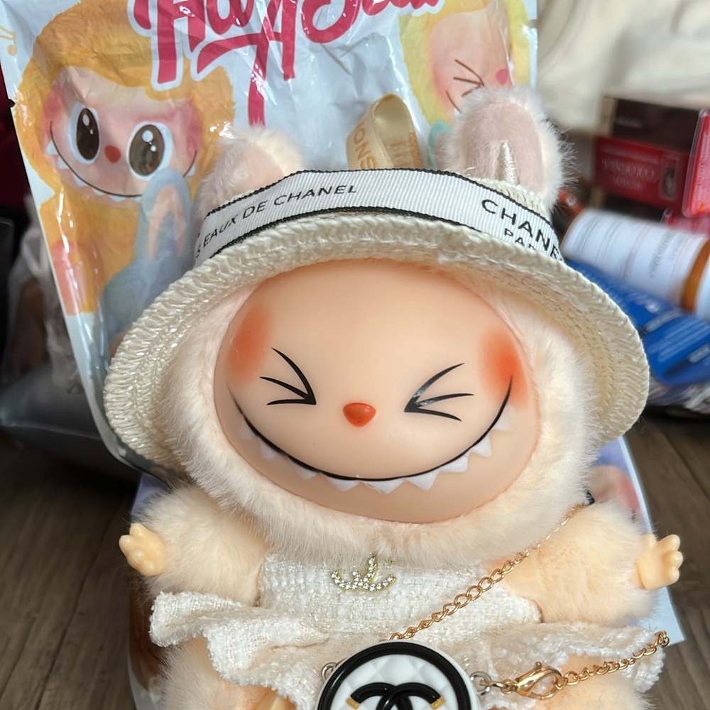 Lafufu outfit: buyers choice!